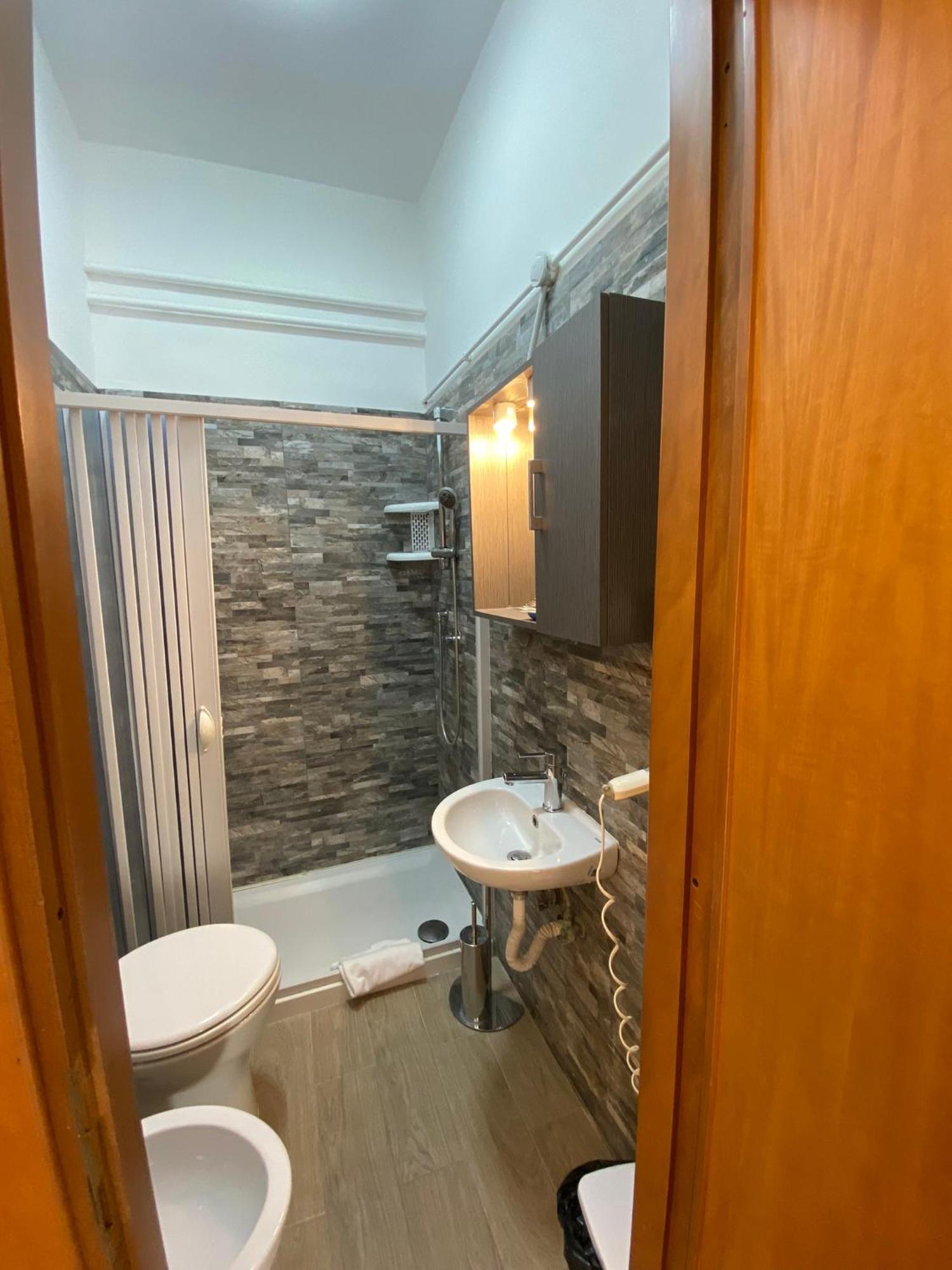 Albergo Athena Rzym Zewnętrze zdjęcie